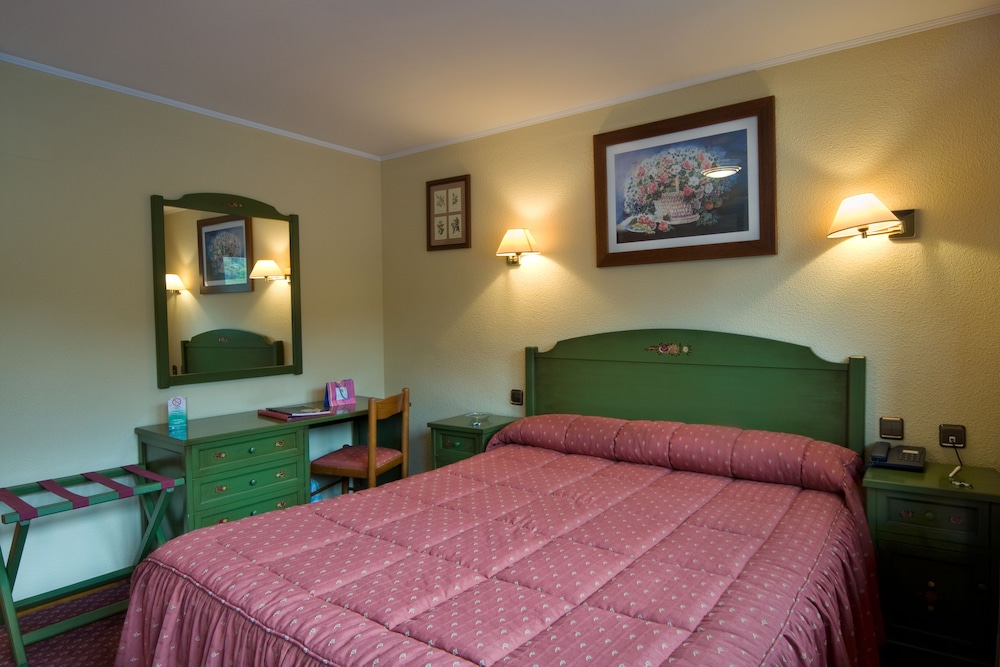 Double or Twin Room, Garden View photo 1
