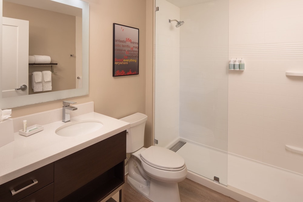 Suite, 1 Bedroom photo 3
