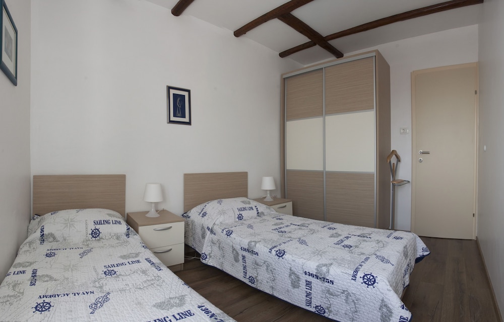 Luxury Apartment, 2 Bedrooms, Sea View