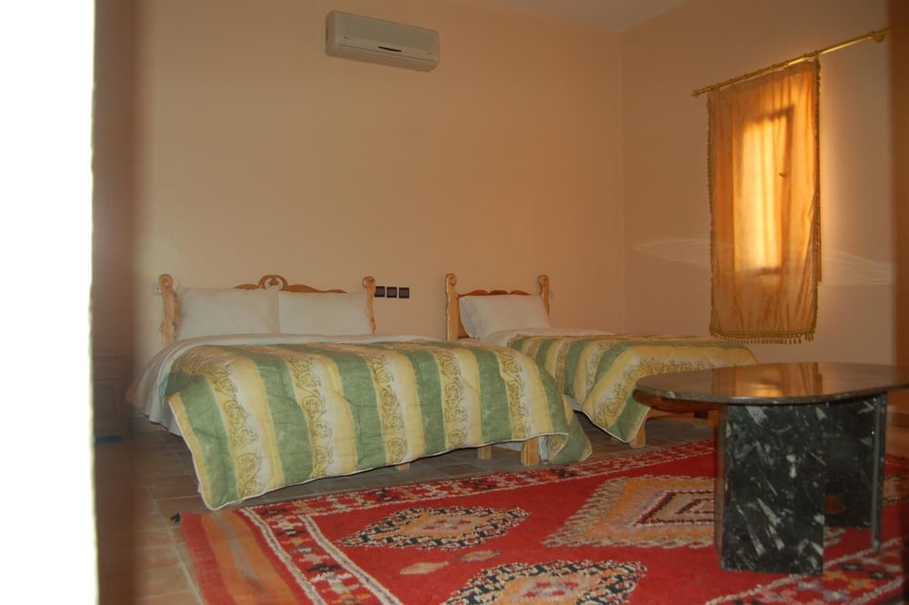 Comfort Room photo 2