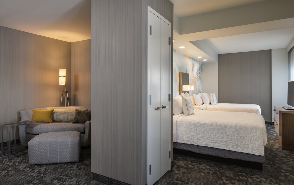 Room, Multiple Beds