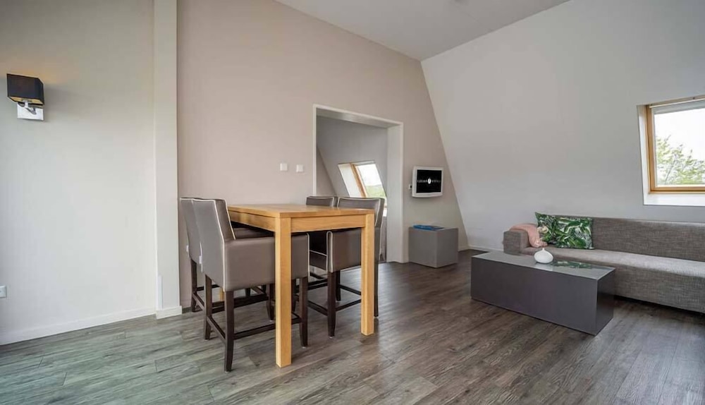 Suite, Balcony (Spacious with Dune view) - Photo 10