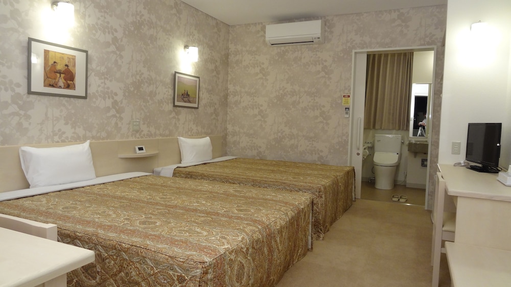 Standard Room, 2 Queen Beds, Non Smoking photo 1
