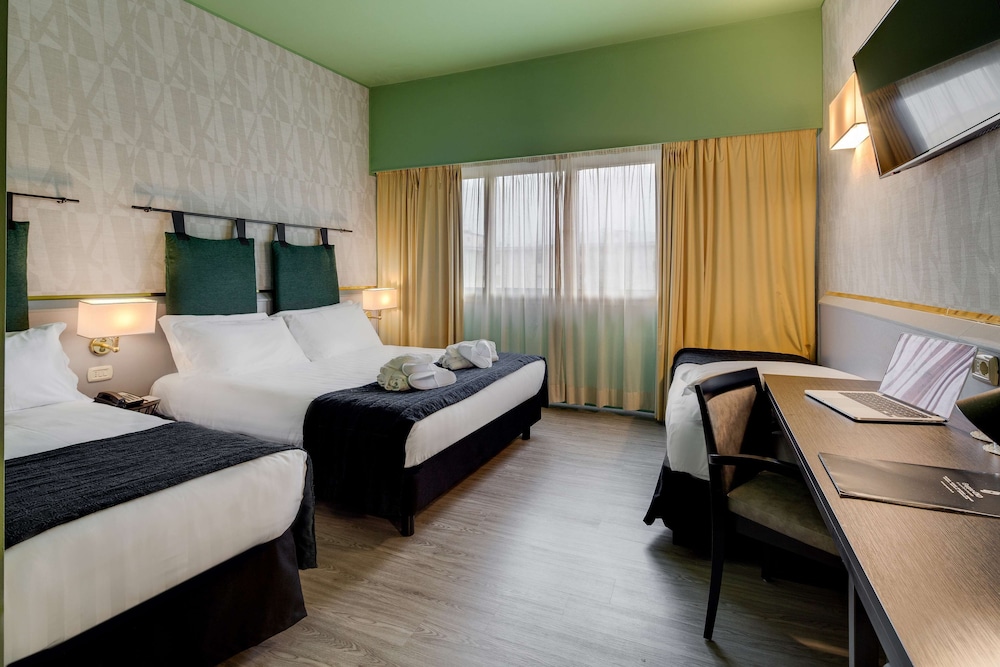 Executive Room, Multiple Beds photo 1