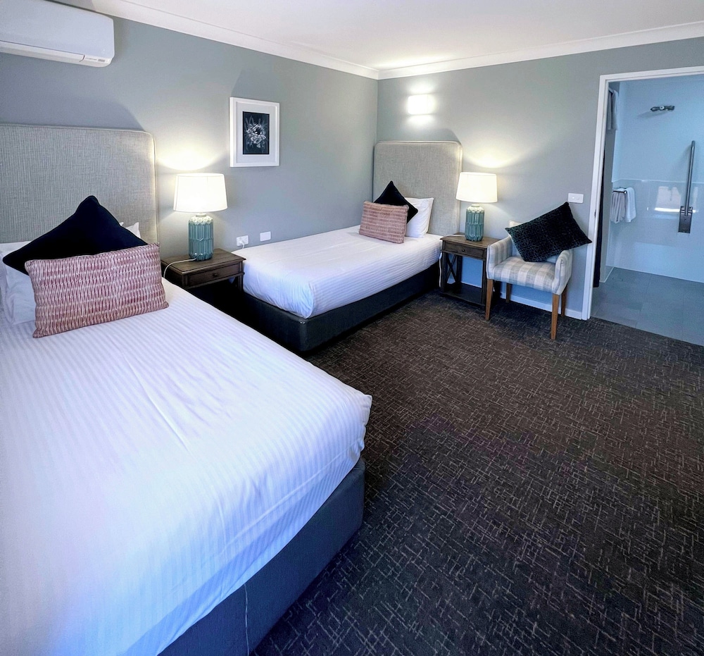 Standard Twin Room, Non Smoking (Accessible Room)