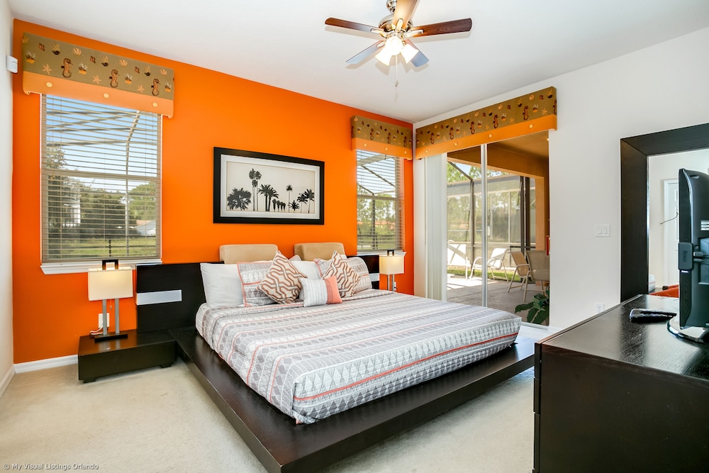 House (4 Bedrooms)
