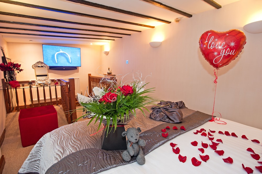 Superior Suite, Hot Tub (Je T’adore) photo 2