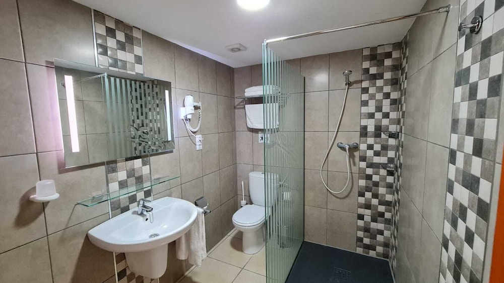 Apartment, 3 Bedrooms (6 People)