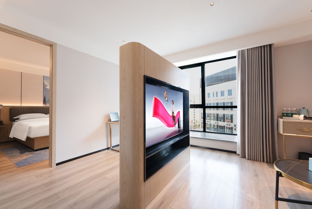 Executive Suite, City View photo 1