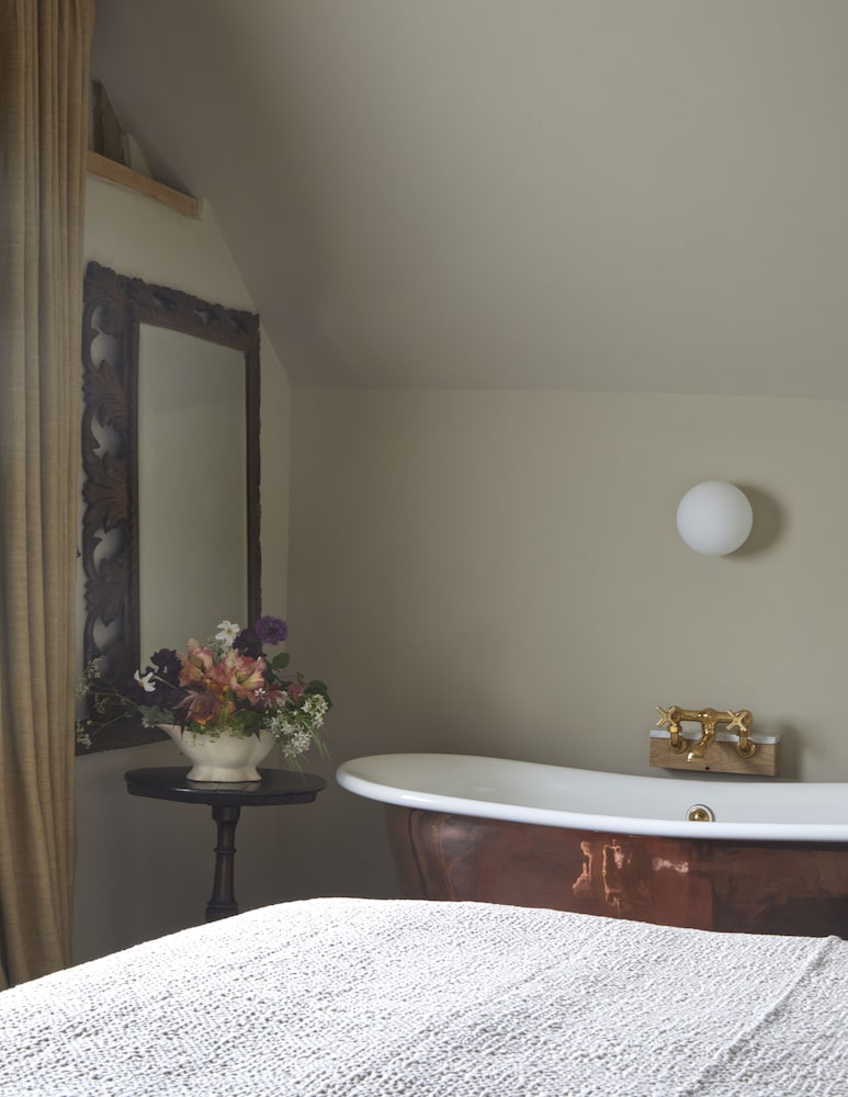 Luxury Double or Twin Room - Photo 12