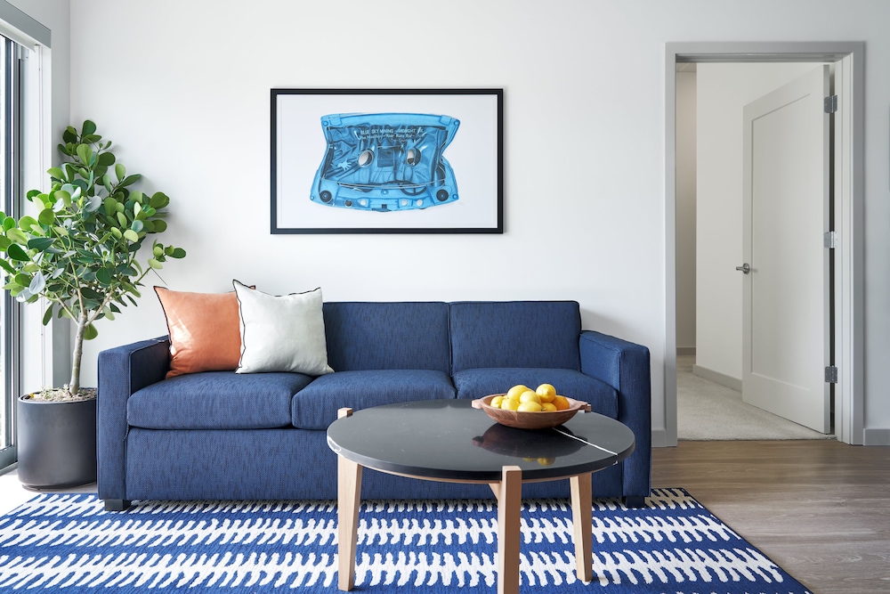 Suite, 1 Bedroom (Designer Furnished)