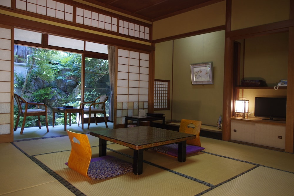 Japanese-Style Standard Room with Private Toilet photo 1