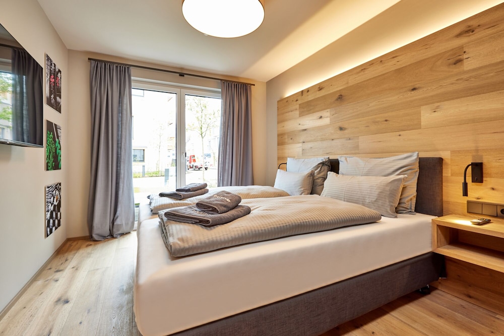 Deluxe Apartment