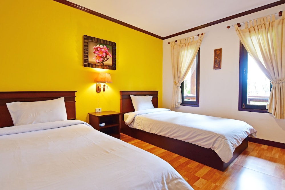 Deluxe Twin Room photo 3