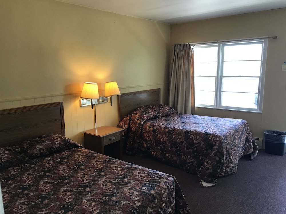 Traditional Room, 2 Double Beds, Non Smoking photo 1
