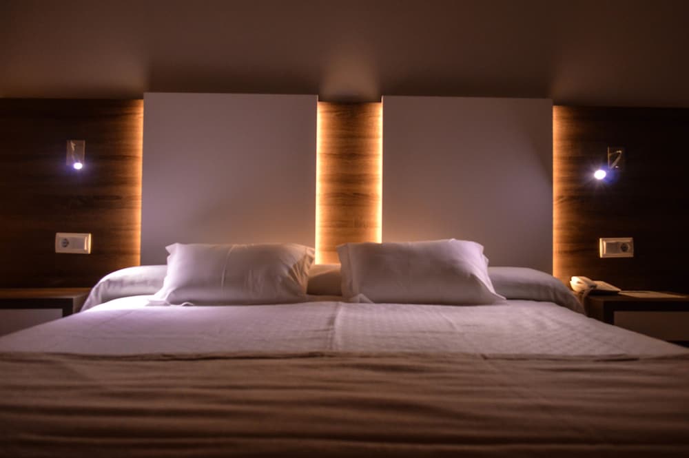 Standard Double Room, Balcony, Sea View (2 adults + 1 child)