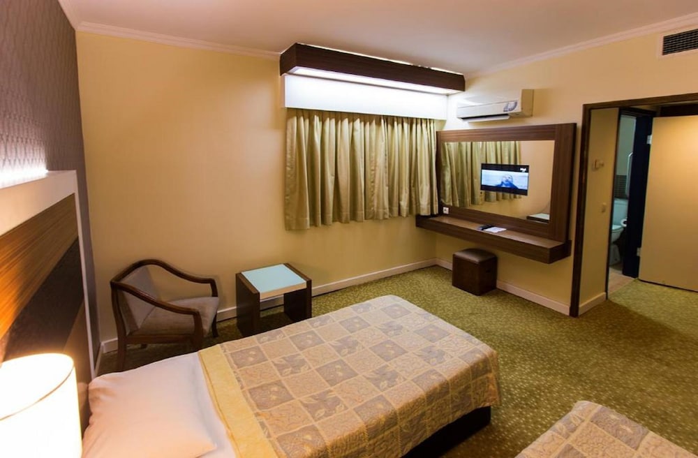 Economy Single Room, Without View and Without Balcony