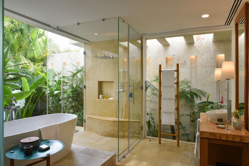 Deluxe Suite, Overwater (Lagoon) - Photo 8