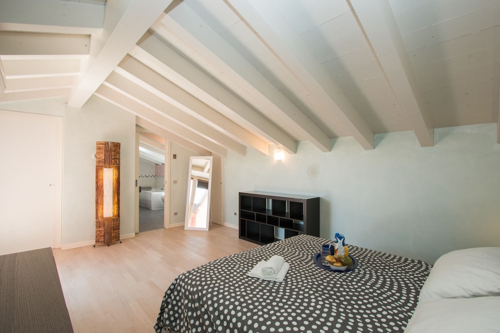 Basic Villa, 4 Bedrooms photo 3