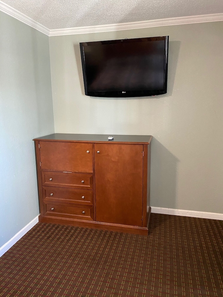 Room, 2 Queen Beds, Non Smoking photo 2