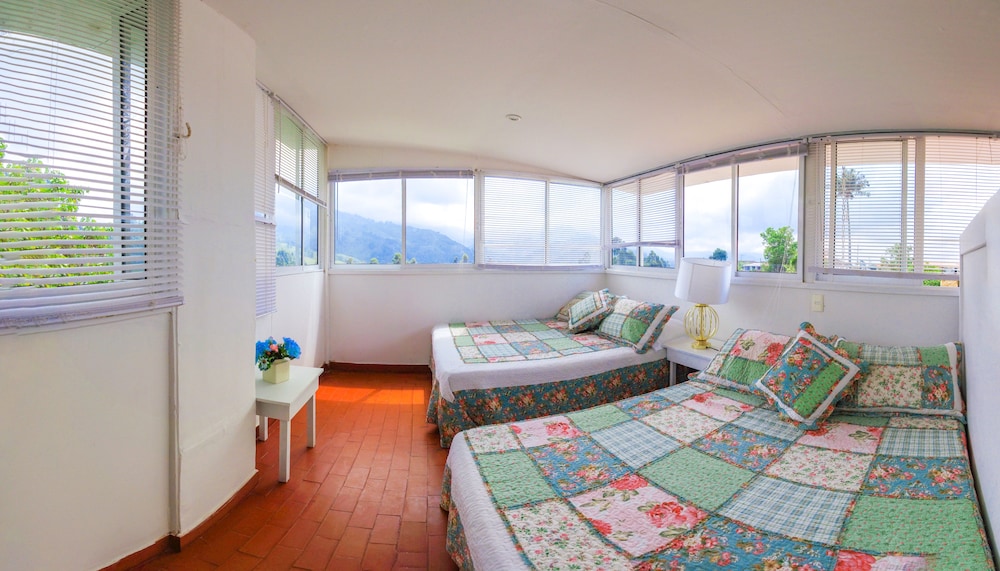 Panoramic Shared Dormitory, Multiple Beds, Private Bathroom, Tower photo 2