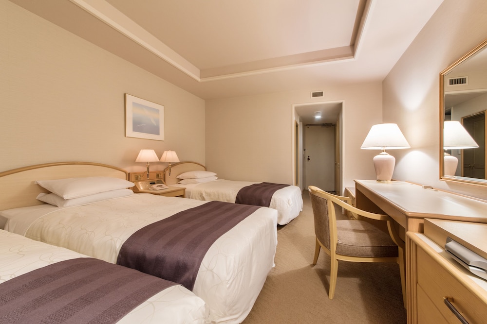 Standard Triple Room, Non Smoking - Photo 2