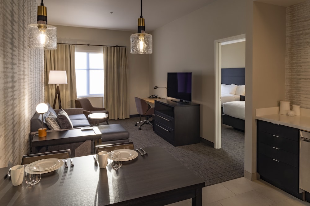 Suite, 1 Bedroom, River View (Mobility Accessible, Tub)