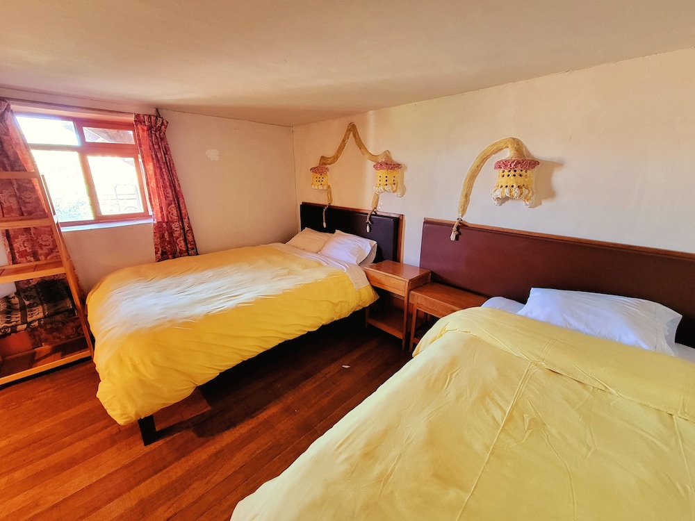 Economy Triple Room, 3 Twin Beds - Photo 1