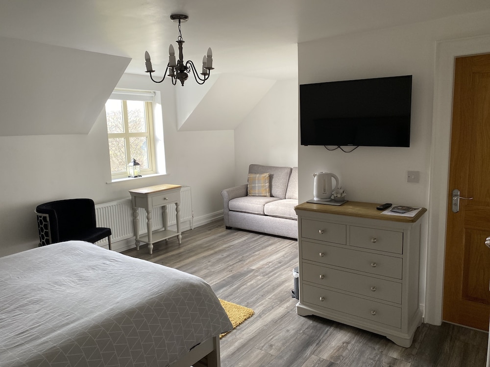 Premium Room, 1 King Bed, Mountain View, Mountainside photo 2