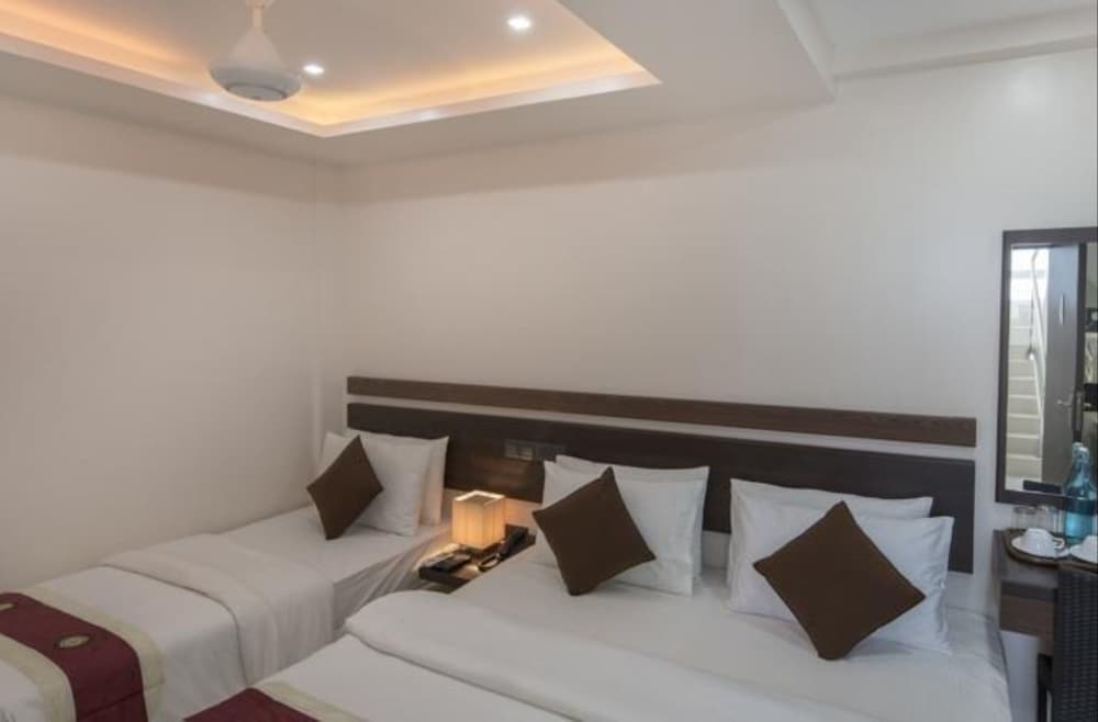 Deluxe Super Seaview