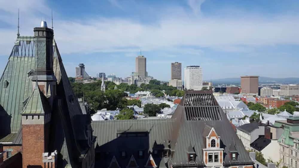 Fairmont Gold, 2 Double Beds, City View