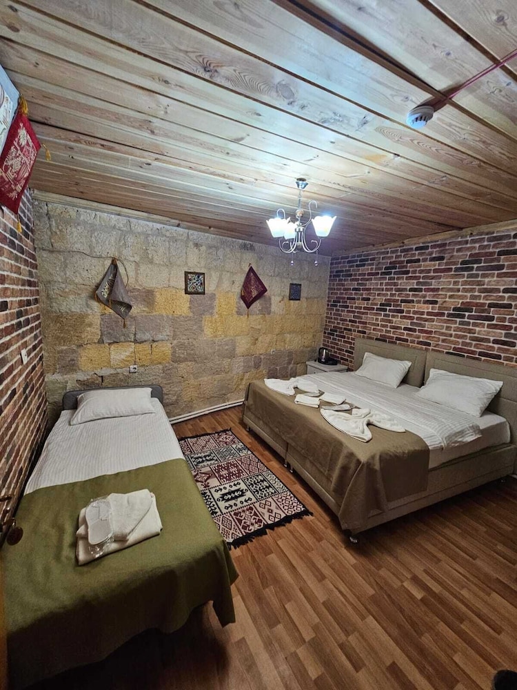 Standard Triple Room photo 1
