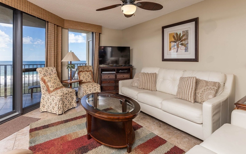 Condo, 3 Bedrooms photo 1