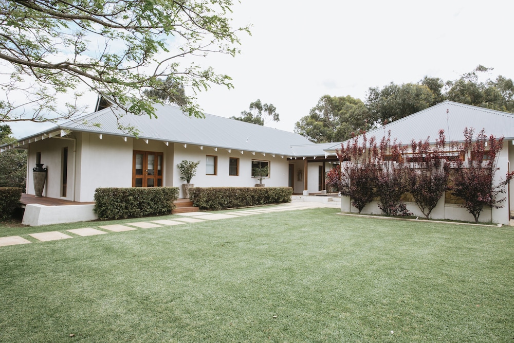 Deluxe Villa photo 3