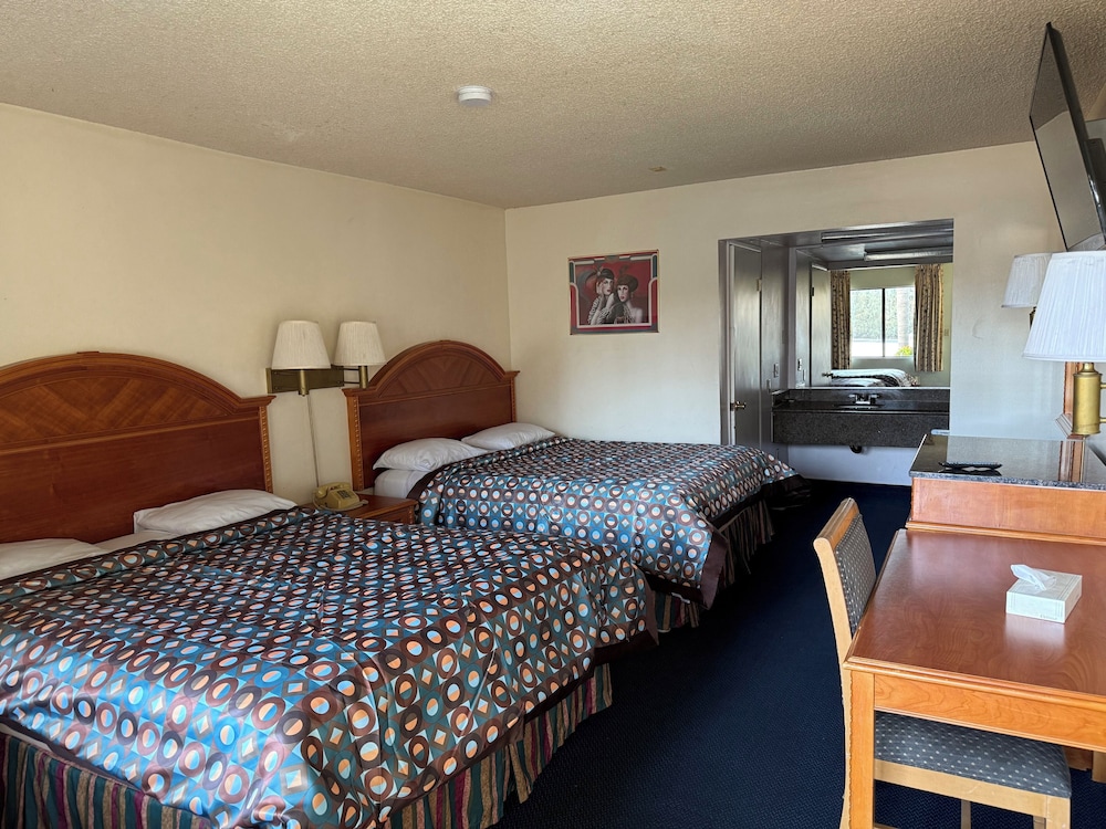 Double Room, Smoking