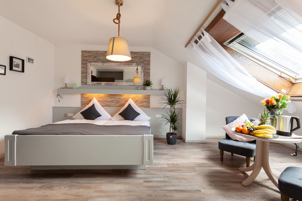 Double Room, Balcony, Mountain View photo 1