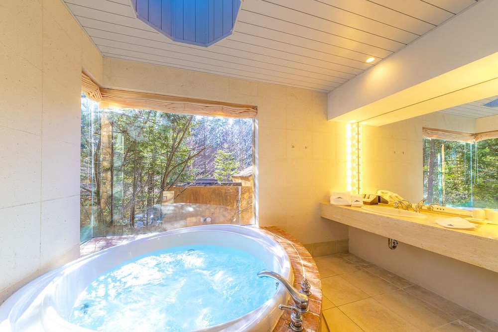 [Forest Village] Breakfast included, Twin Room - Photo 11