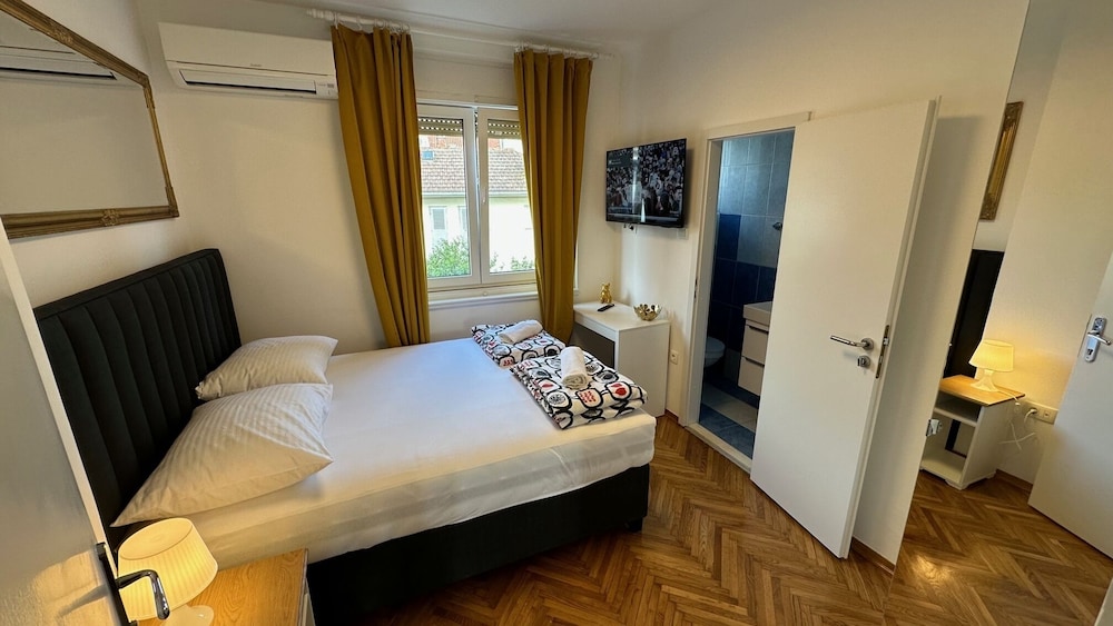 Basic Room