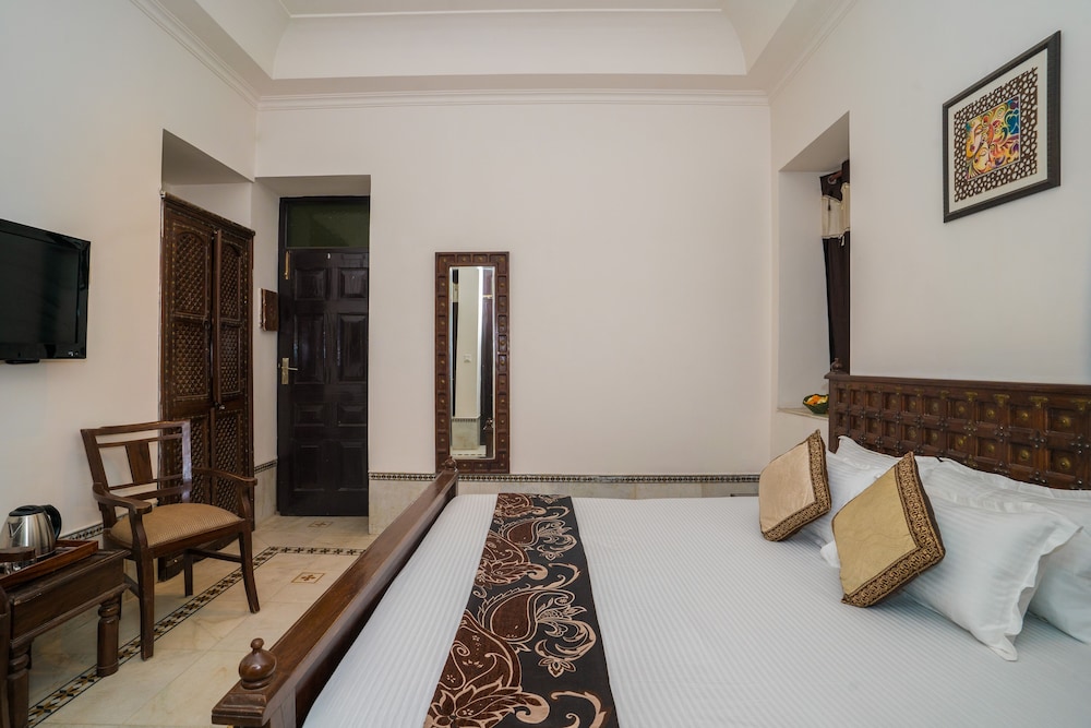 Classic Room - Photo 8