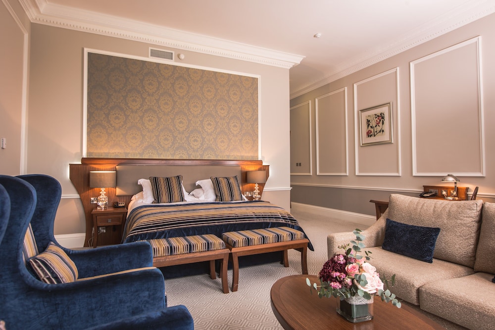 Junior Double Room, 1 King Bed photo 2
