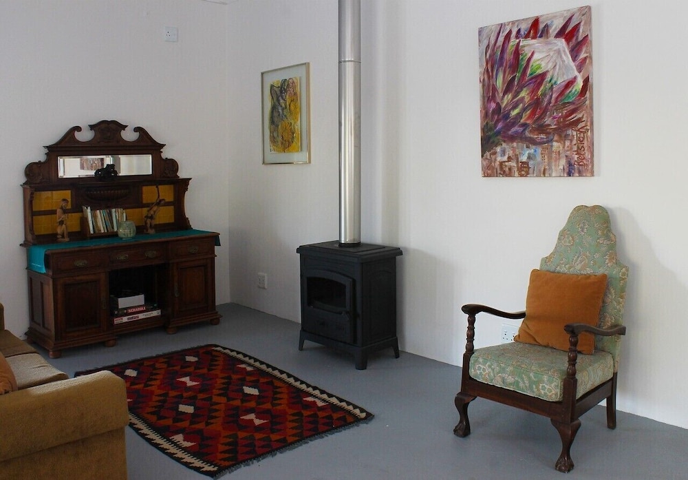 Panoramic House photo 3