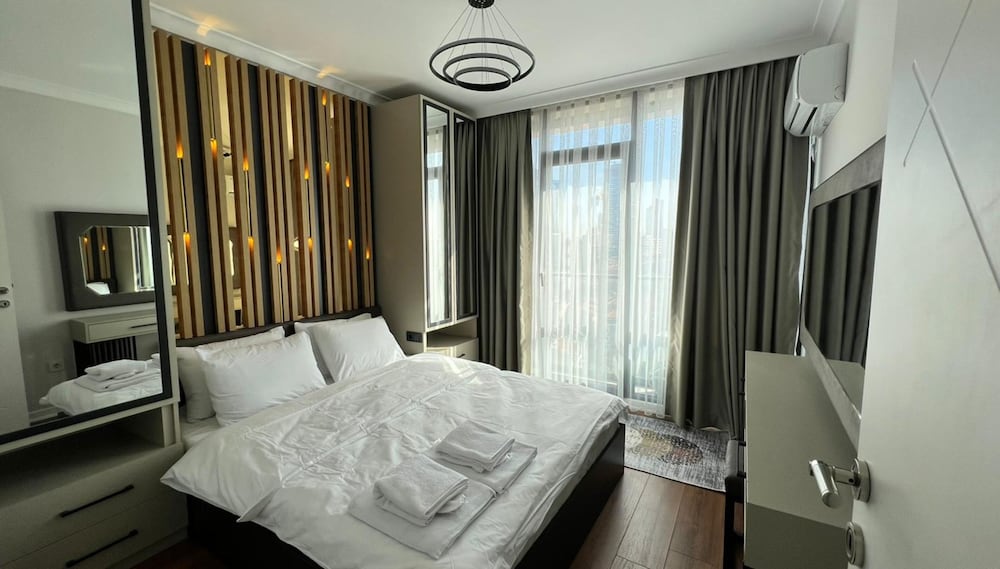 Luxury Apartment photo 2