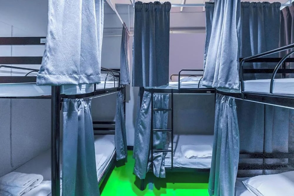 Shared Dormitory, Women only photo 1