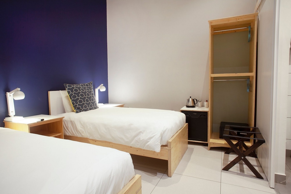 Interior Twin Room photo 1