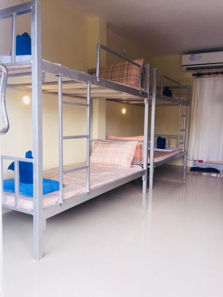 Mixed Shared Dormitory photo 1