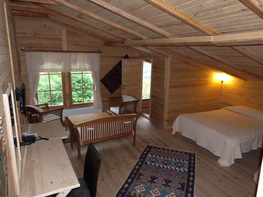 Standard Double Or Twin Room, Balcony, River View photo 1