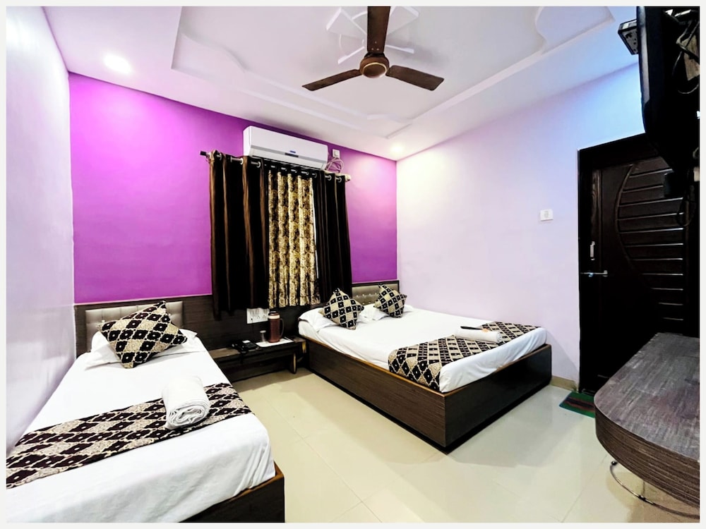 Deluxe Triple Room, Air conditioning photo 3