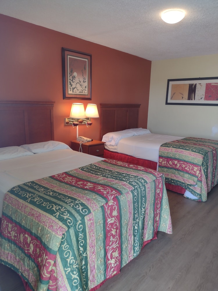 Double Room (1) photo 1