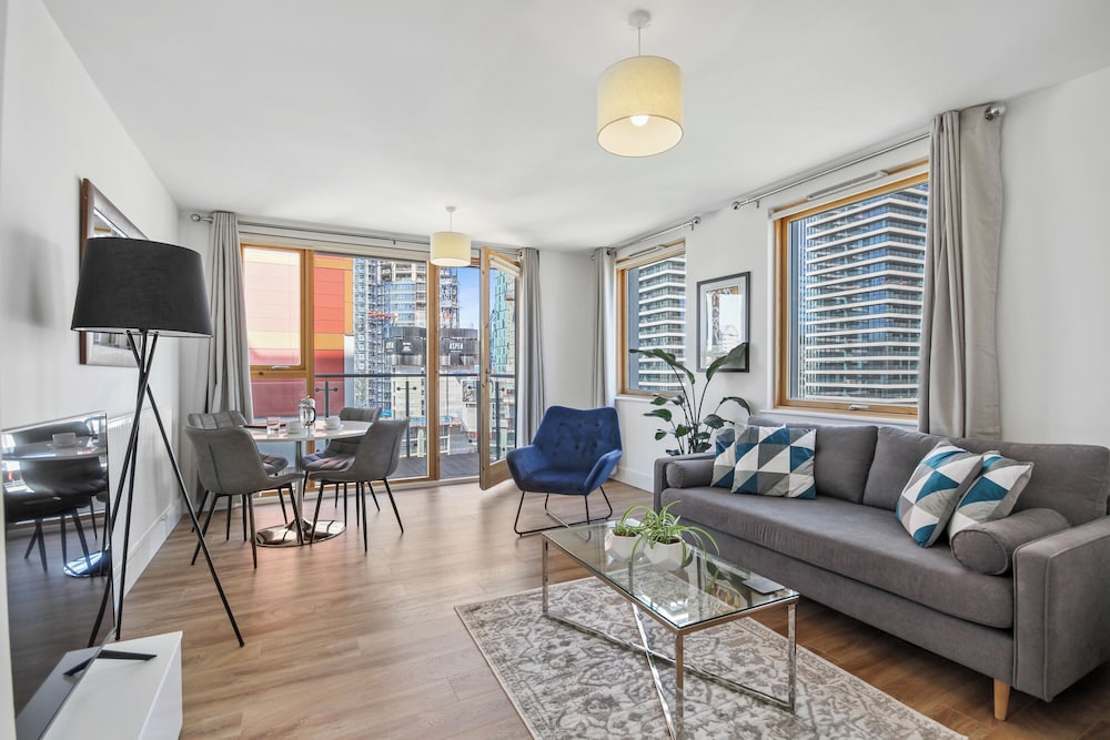 Comfort Apartment, 2 Bedrooms, City View (1402)