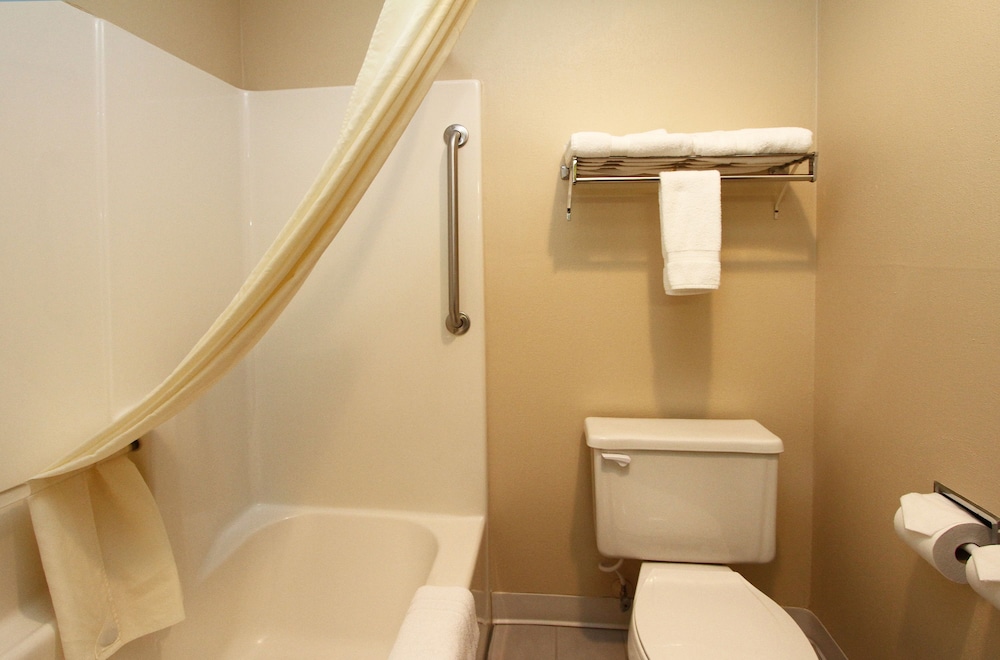 Superior Room, 1 King Bed - Photo 6